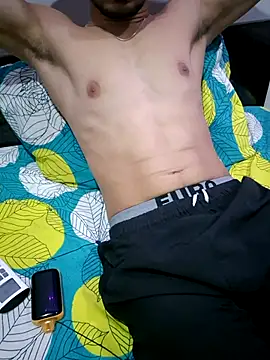 Snapshot of hot_hunk_boy chatting on September 28, 4:56 pm hot hunk boy online show from September 28, 4:56 pm