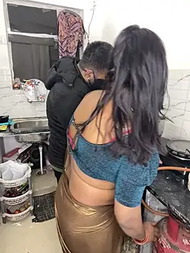 YourSuperTanya online show from January 7, 9:39 pm