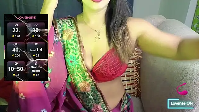 Snapshot of Bengali_Cute_Girl chatting on October 17, 4:31 pm Bengali Cute Girl online show from October 17, 4:31 pm