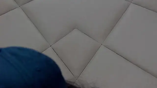 Snapshot of ChloeFrost chatting on September 12, 4:23 am ChloeFrost online show from September 12, 4:23 am