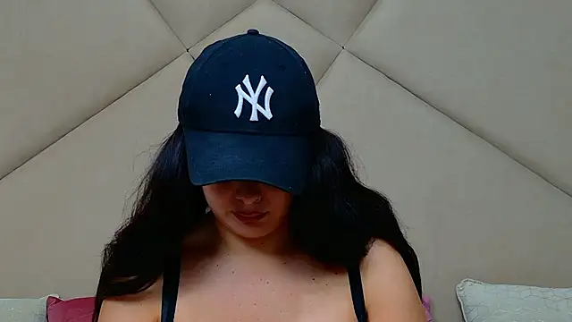 Snapshot of ChloeFrost chatting on October 11, 5:17 am ChloeFrost online show from October 11, 5:17 am