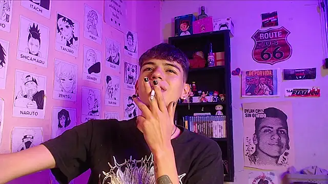 Snapshot of Mickey_Magic chatting on January 28, 7:00 am Mickey Magic online show from January 28, 7:00 am