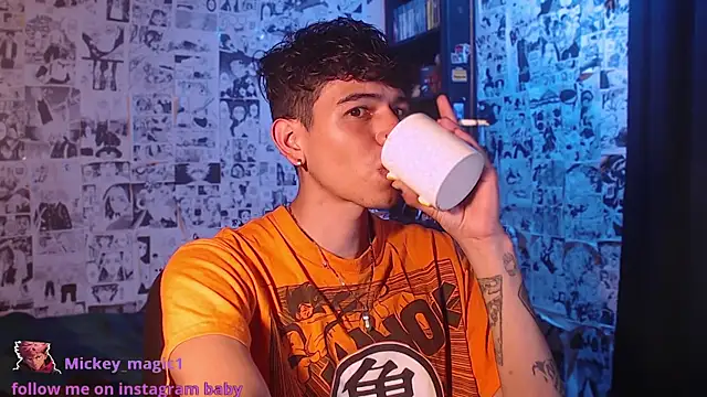 Mickey Magic online show from December 1, 11:21 pm