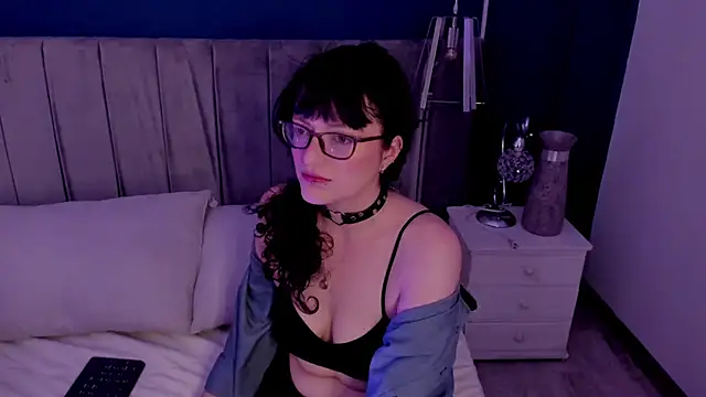Snapshot of JeanneSabatier chatting on March 21, 7:57 pm JeanneSabatier online show from March 21, 7:57 pm