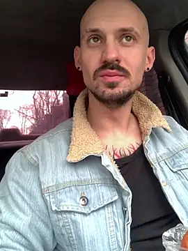 AssHunter4k online show from March 5, 6:12 am