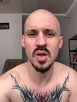 AssHunter4k online show from April 23, 8:02 am