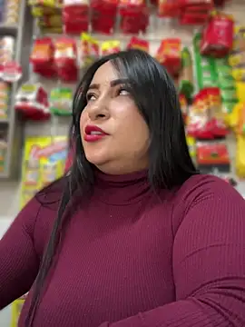 Miia Jazmin online show from April 18, 2:10 pm