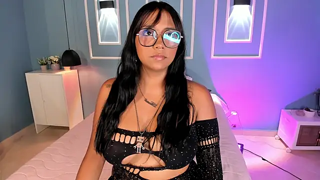 Snapshot of isabella_zc chatting on May 26, 4:03 pm isabella zc online show from May 26, 4:03 pm