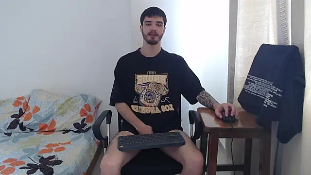 Aleex Miller online show from November 5, 3:56 pm