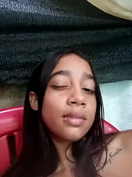 Zoe Sweett18 online show from February 21, 10:15 pm