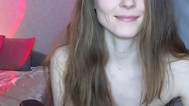 Snapshot of Sweeet_Lilit chatting on February 23, 2:29 am Sweeet Lilit online show from February 23, 2:29 am