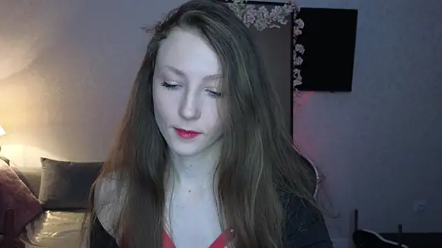 Snapshot of Sweeet_Lilit chatting on March 13, 11:16 pm Sweeet Lilit online show from March 13, 11:16 pm