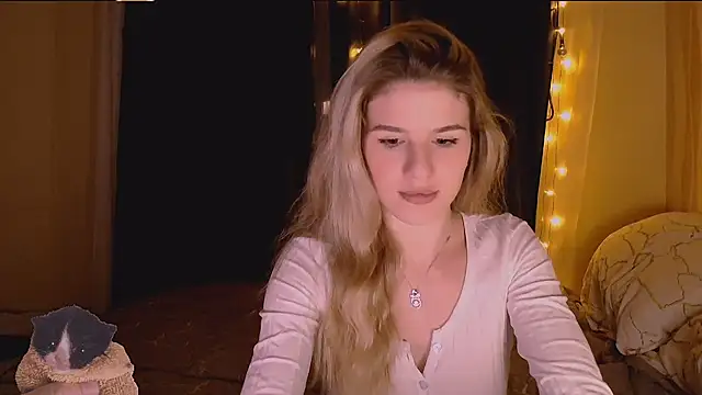 Melissa smith  online show from December 1, 10:37 pm