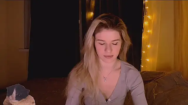 Melissa smith  online show from December 4, 2:26 pm