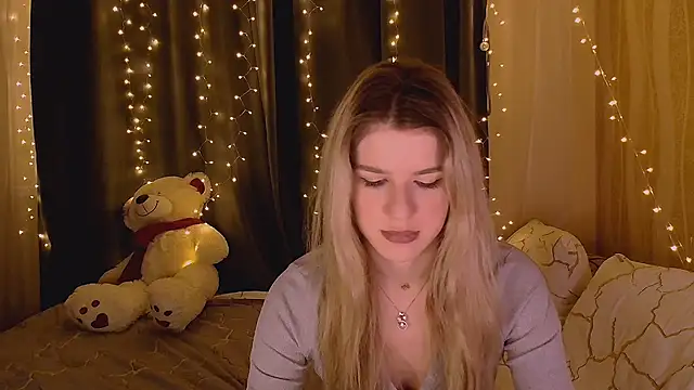 Melissa smith  online show from February 12, 1:44 am