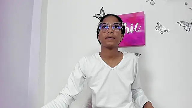 Snapshot of dany_brownie chatting on March 1, 8:23 am dany brownie online show from March 1, 8:23 am