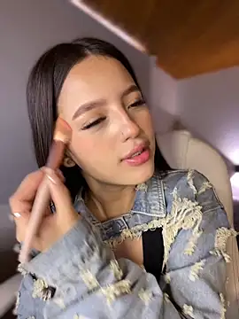 Sofia18 pinkk online show from November 22, 8:41 pm