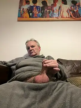 Paolo7619 online show from April 20, 3:31 am