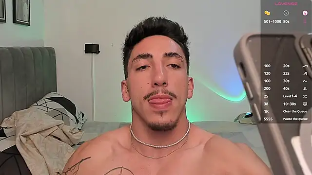 dylanspencer28 online show from January 23, 9:07 pm