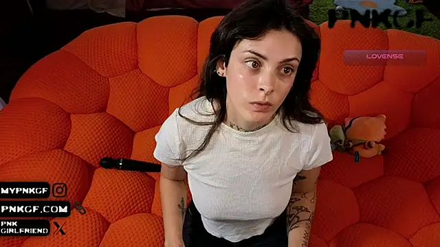 Snapshot of bunnierotten chatting on October 8, 9:01 pm bunnierotten online show from October 8, 9:01 pm