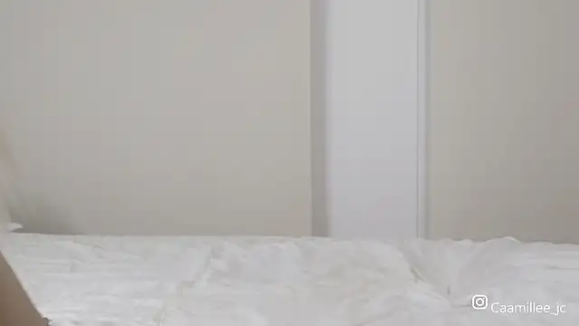 Snapshot of caamillee_ chatting on September 13, 4:45 am caamillee online show from September 13, 4:45 am