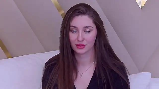 KiraBarlows online show from February 5, 12:31 am