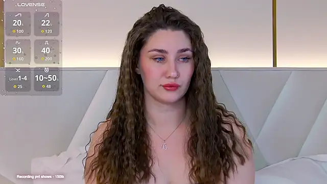 KiraBarlows online show from October 28, 8:55 pm