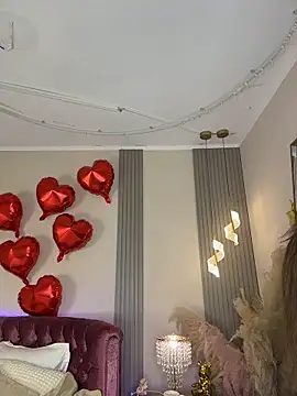 KiraBarlows online show from March 3, 7:42 pm