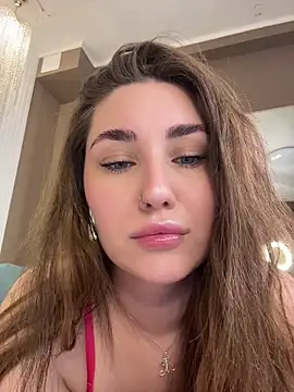 KiraBarlows online show from May 19, 8:37 pm