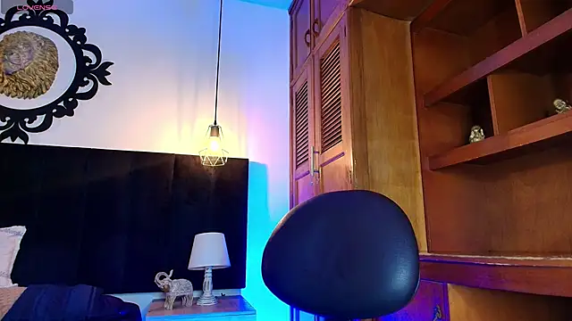 wolfandsky online show from April 22, 11:34 am