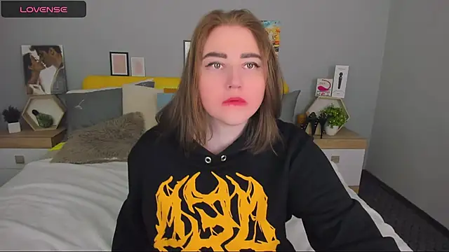 lillyloan4u online show from April 22, 11:39 pm