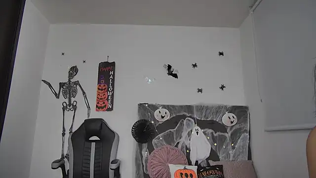 AmandaBrooks 18 online show from October 16, 1:28 am