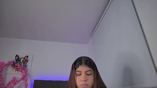 AmandaBrooks 18 online show from February 6, 1:32 am