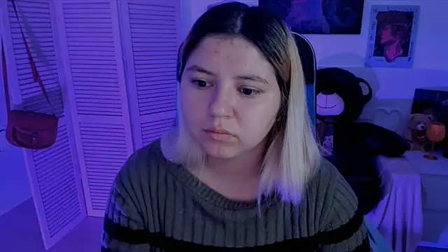 DiaAngell online show from September 17, 8:43 pm