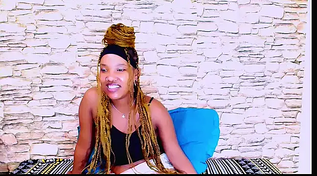 EroticSexyPrada online show from February 27, 7:55 am