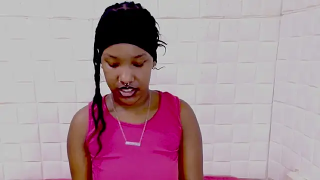 EroticSexyPrada online show from April 21, 2:51 am