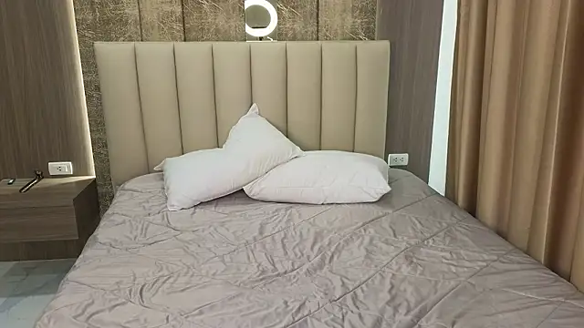 SusannJohnson online show from March 22, 12:25 am