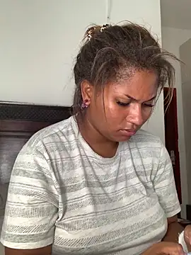 madell online show from April 19, 6:56 am