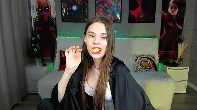 Snapshot of RayWillliams chatting on February 2, 12:40 am RayWillliams online show from February 2, 12:40 am