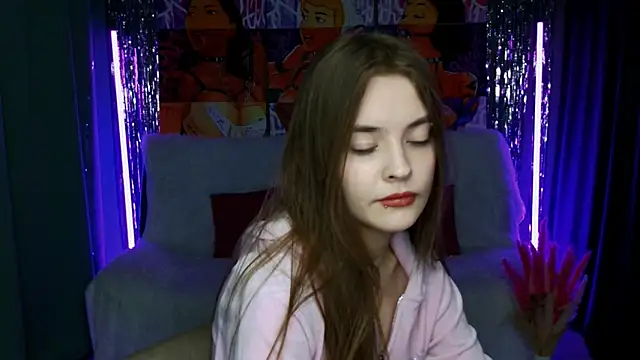 Snapshot of RayWillliams chatting on February 5, 8:35 pm RayWillliams online show from February 5, 8:35 pm