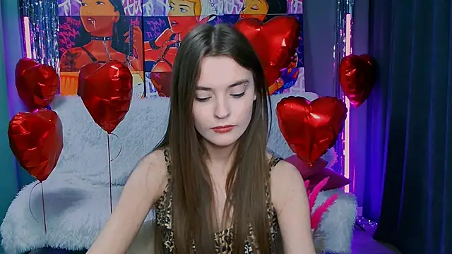 Snapshot of RayWillliams chatting on March 11, 8:31 pm RayWillliams online show from March 11, 8:31 pm