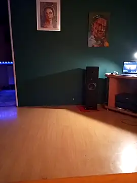 Snapshot of bobbuilder77pl chatting on January 29, 3:58 pm bobbuilder77pl online show from January 29, 3:58 pm