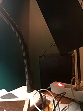 Snapshot of bobbuilder77pl chatting on February 19, 11:46 pm bobbuilder77pl online show from February 19, 11:46 pm