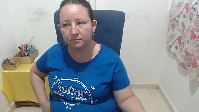 Yohis Kiut25 online show from April 14, 1:33 am