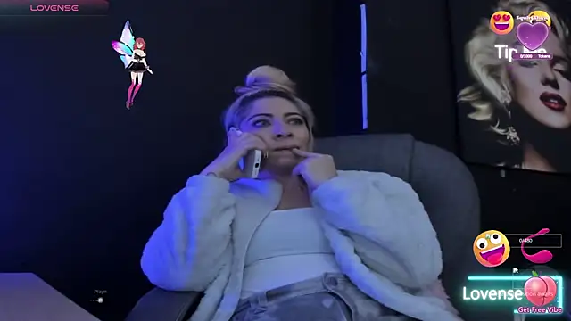 viktoria davis  online show from November 24, 11:04 pm