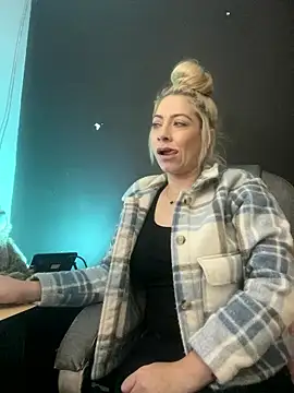 viktoria davis  online show from January 16, 11:53 pm