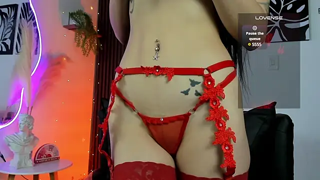 Snapshot of Georgina_caruso chatting on January 23, 12:30 pm Georgina caruso online show from January 23, 12:30 pm