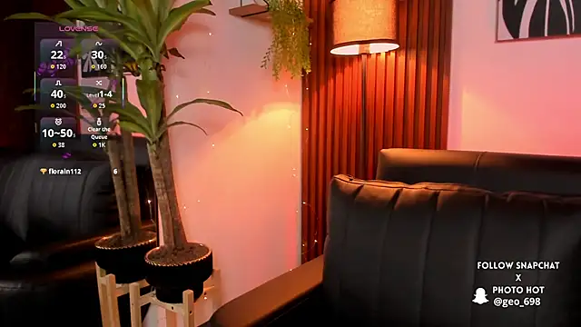 Snapshot of Georgina_caruso chatting on November 16, 4:18 am Georgina caruso online show from November 16, 4:18 am