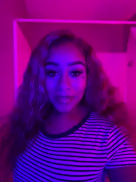 hazelbaby8880 online show from January 28, 6:05 am