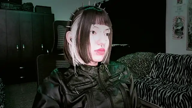 roxy toxic online show from April 29, 12:59 am